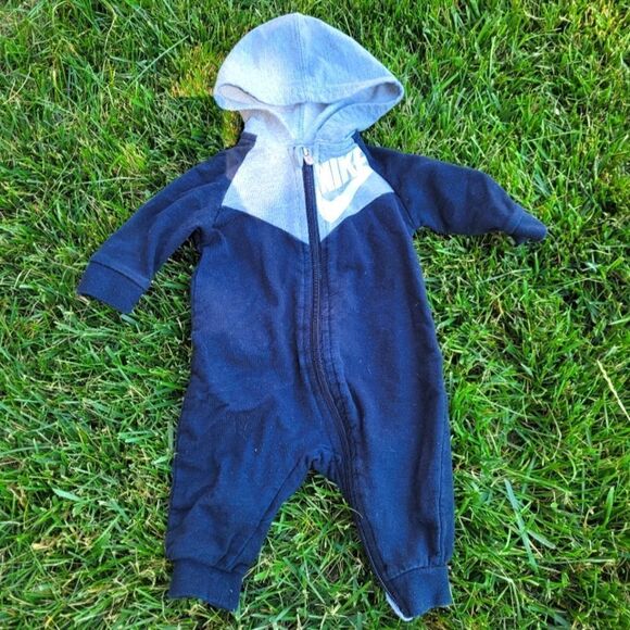 Nike Hoodie Coverall One Piece Sportswear Baby Full Zip 3M - Picture 1 of 5